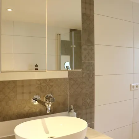 公寓 Sohnrey Fuer 4 Gaeste, 蒂蒂湖-新城